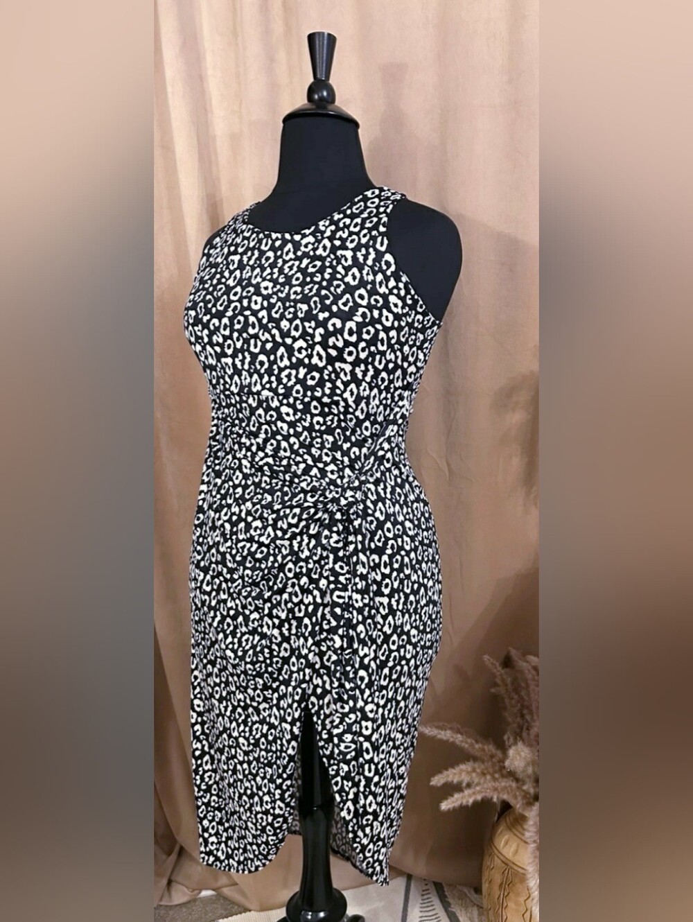 BEESON RIVER WRAP DRESS